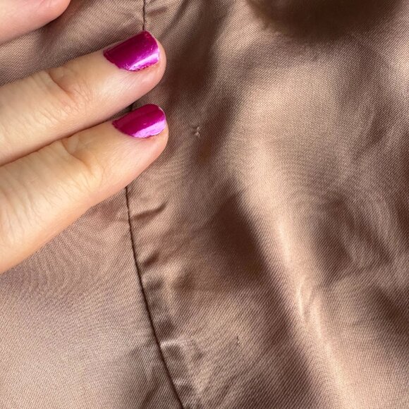 Aritzia Wilfred Peaufiner satin blouse in light copper - M - Picture 11 of 12